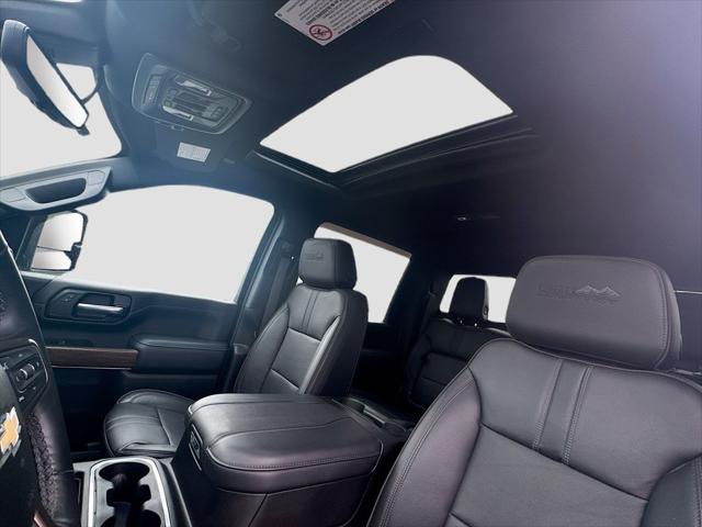 2023 Chevrolet Silverado 3500HD 4WD Crew Cab Standard Bed High Country