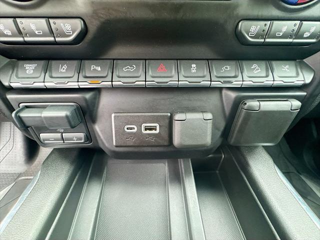 2023 Chevrolet Silverado 3500HD 4WD Crew Cab Standard Bed High Country