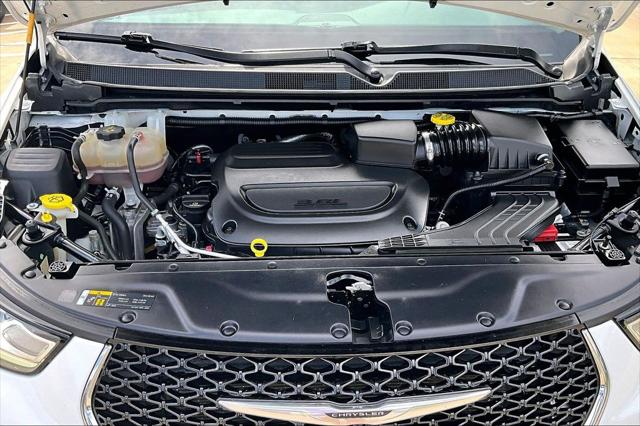2021 Chrysler Pacifica Limited AWD