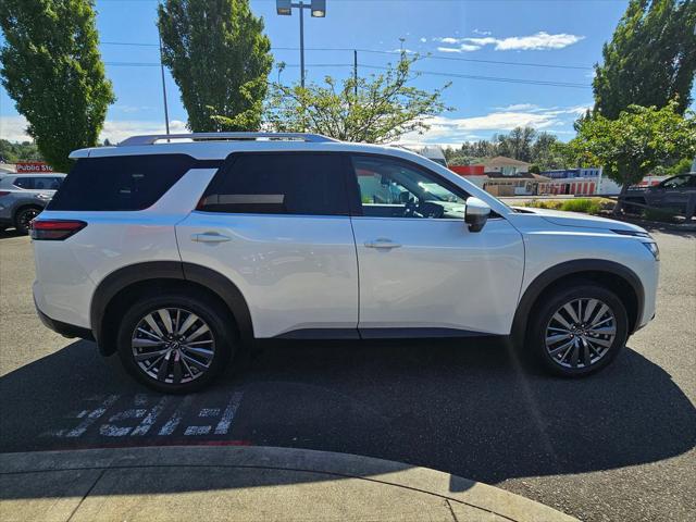 2025 Nissan Pathfinder SL 4WD