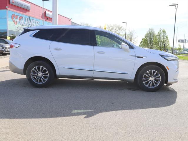 2022 Buick Enclave AWD Essence