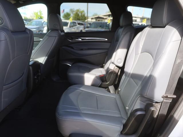 2022 Buick Enclave AWD Essence