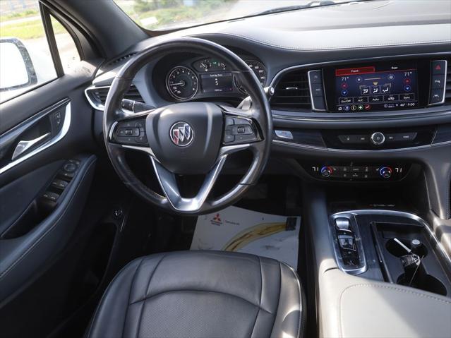 2022 Buick Enclave AWD Essence