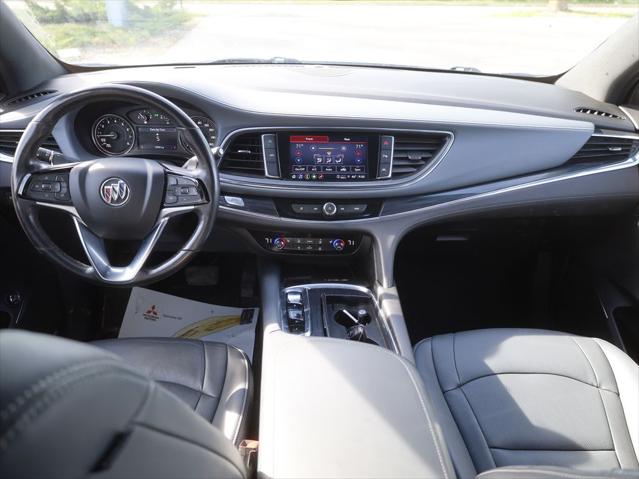 2022 Buick Enclave AWD Essence