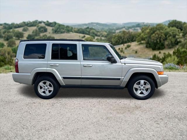 2008 Jeep Commander Sport