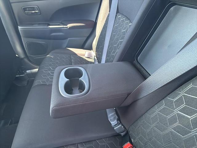 2026 Mitsubishi Outlander Sport 2.0 LE