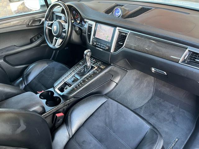 2017 Porsche Macan GTS
