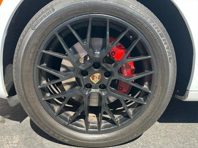 2017 Porsche Macan GTS