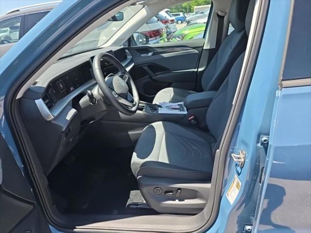 2025 Volkswagen Tiguan 2.0T SE 2025 Volkswagen Tiguan 2.0T SE