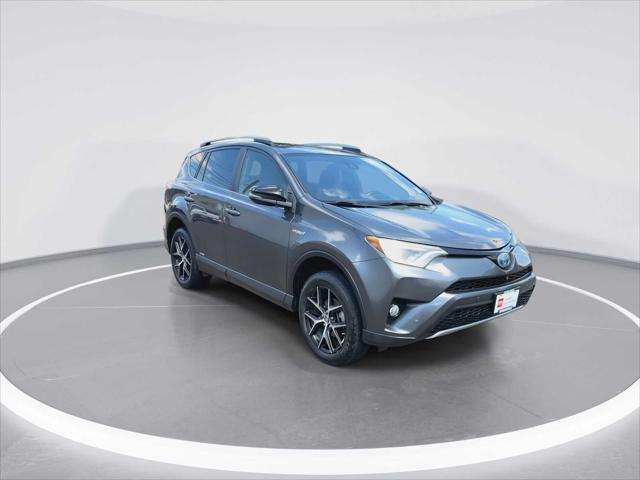 2017 Toyota RAV4 Hybrid SE