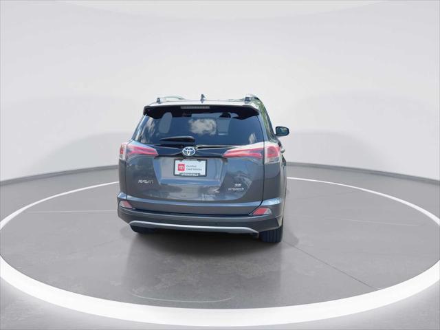 2017 Toyota RAV4 Hybrid SE