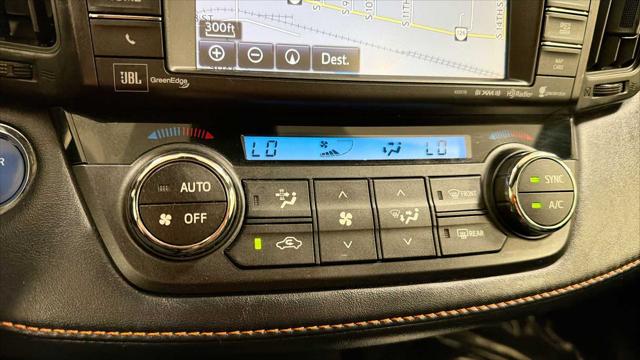 2017 Toyota RAV4 Hybrid SE