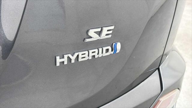 2017 Toyota RAV4 Hybrid SE