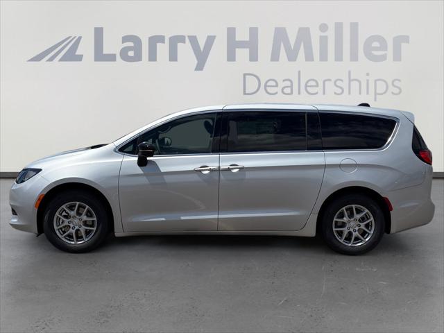 2026 Chrysler Voyager VOYAGER LX