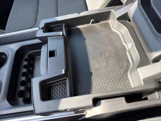 2019 Ram 1500 Big Horn/Lone Star Crew Cab 4x4 5'7" Box