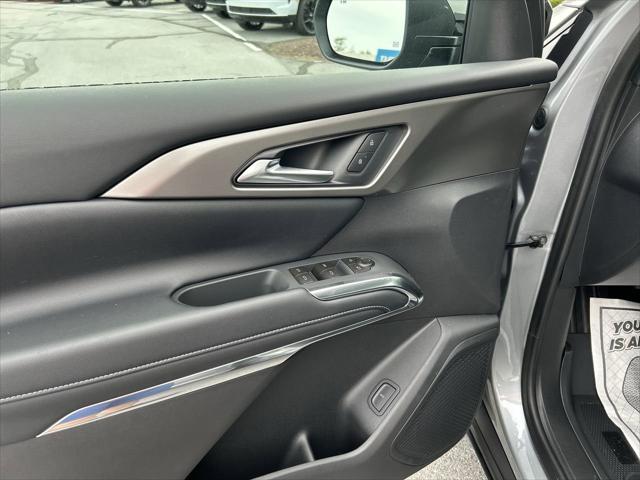 2026 Chevrolet Traverse AWD LT