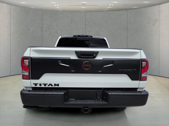 2024 Nissan Titan Crew Cab PRO-4X 4x4