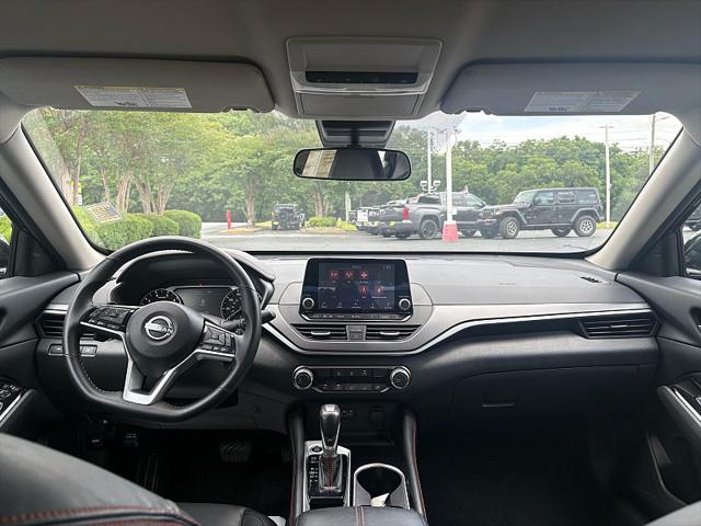2025 Nissan Altima SR FWD