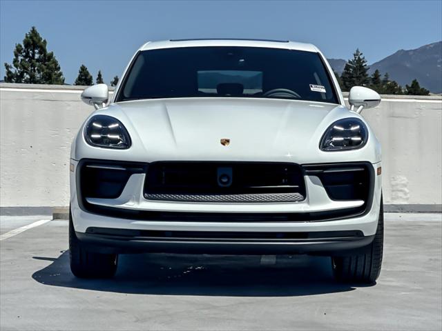 2026 Porsche Macan Unknown