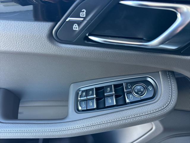 2026 Porsche Macan Unknown