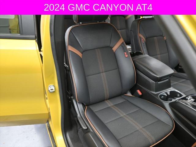 2024 GMC Canyon 4WD AT4