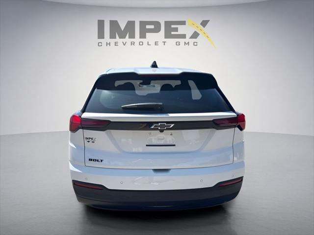2027 Chevrolet Bolt LT FWD