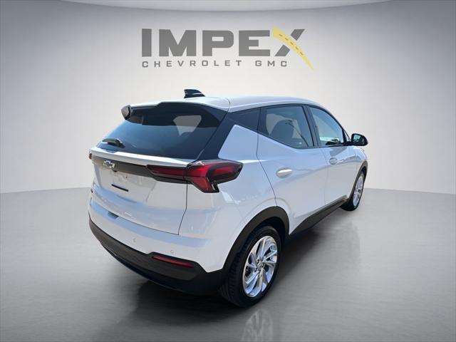 2027 Chevrolet Bolt LT FWD