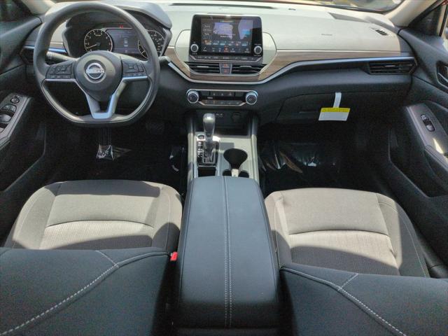 2026 Nissan Altima SV FWD