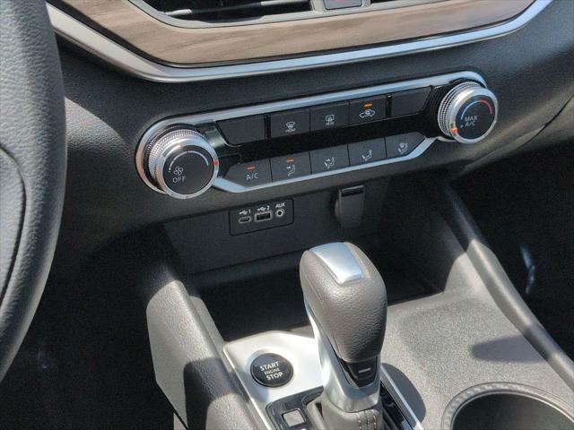 2026 Nissan Altima SV FWD