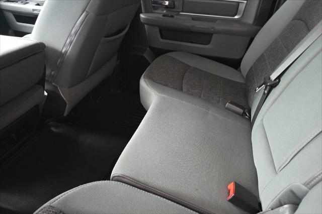 2018 Ram 1500 Big Horn Crew Cab 4x4 57 Box