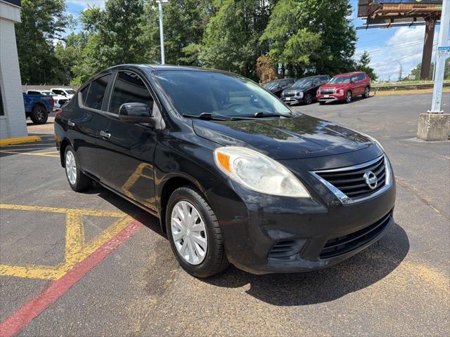 2013 Nissan Versa 1.6 SV
