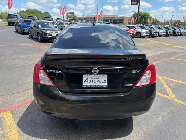 2013 Nissan Versa 1.6 SV