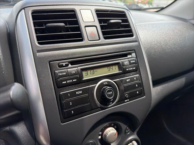2013 Nissan Versa 1.6 SV