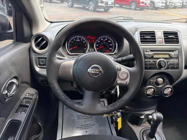 2013 Nissan Versa 1.6 SV