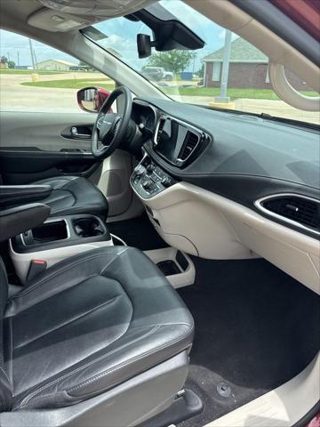 2022 Chrysler Pacifica Hybrid Touring L