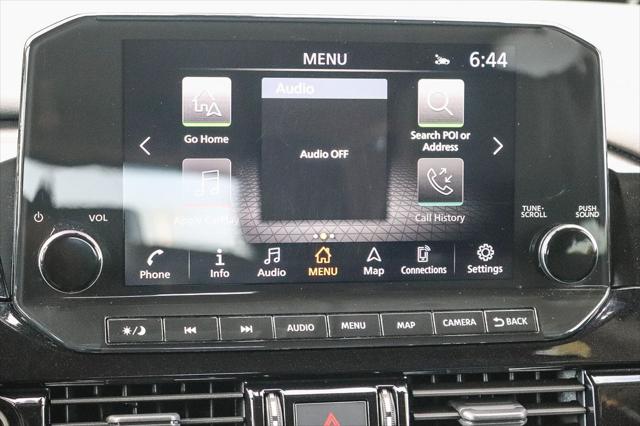 2023 Nissan Pathfinder SL FWD