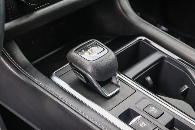 2023 Nissan Pathfinder SL FWD