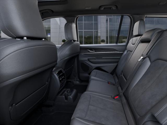 2026 Jeep Grand Cherokee L Altitude 4x4