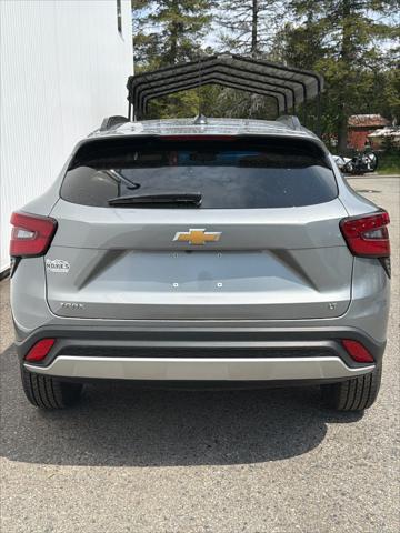 2024 Chevrolet Trax FWD LT
