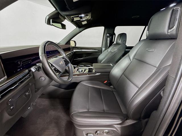 2025 Cadillac Escalade ESV Luxury