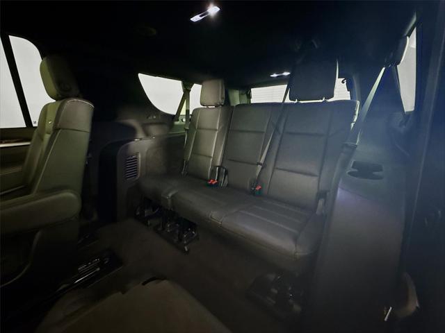 2025 Cadillac Escalade ESV Luxury