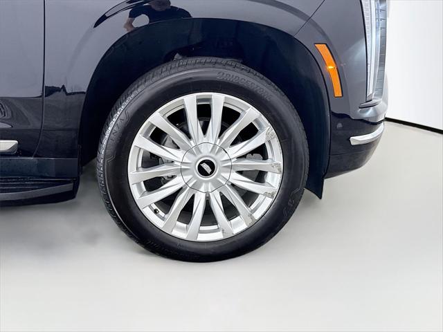 2025 Cadillac Escalade ESV Luxury