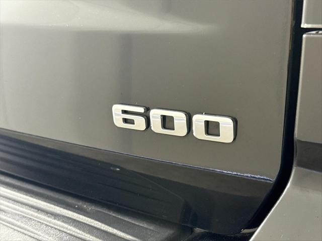 2025 Cadillac Escalade ESV Luxury