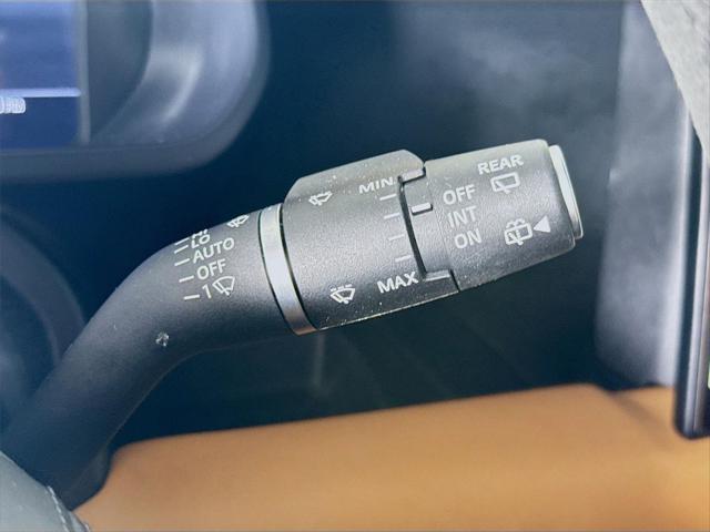2023 Land Rover Defender 110 V8
