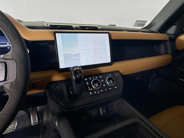 2023 Land Rover Defender 110 V8