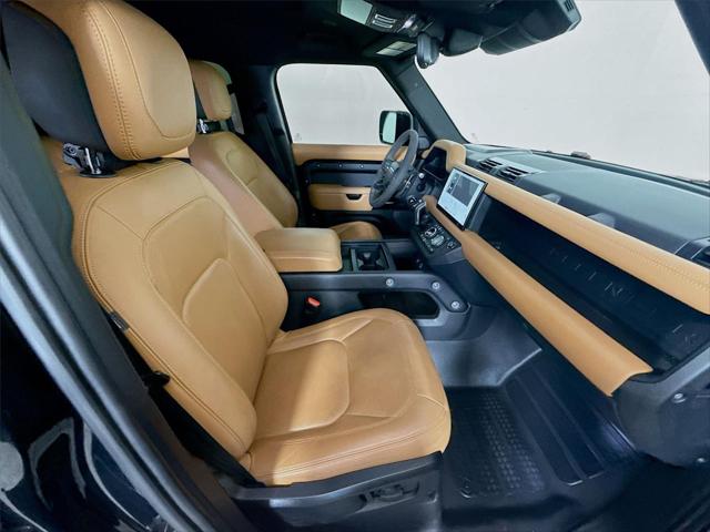 2023 Land Rover Defender 110 V8