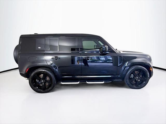 2023 Land Rover Defender 110 V8