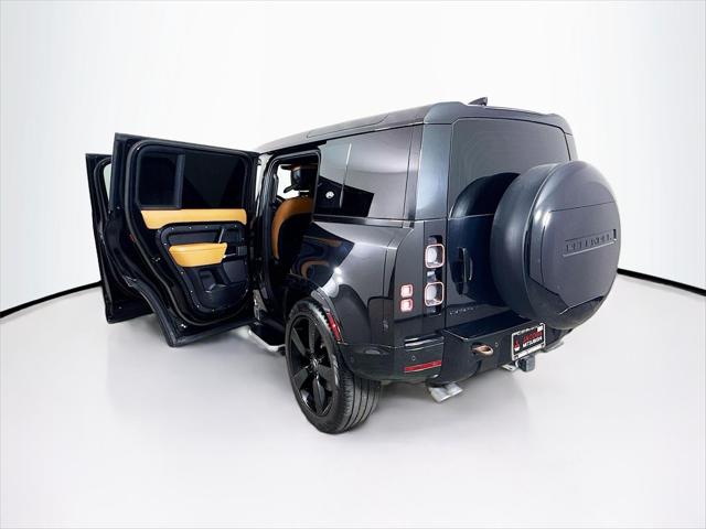 2023 Land Rover Defender 110 V8