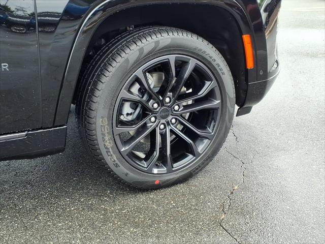 2026 Jeep Grand Wagoneer L Summit Obsidian 4x4