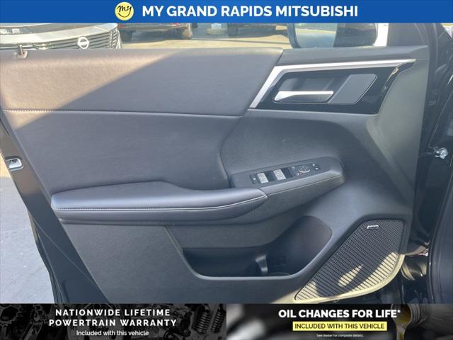 2026 Mitsubishi Outlander LE 1.5T S-AWC